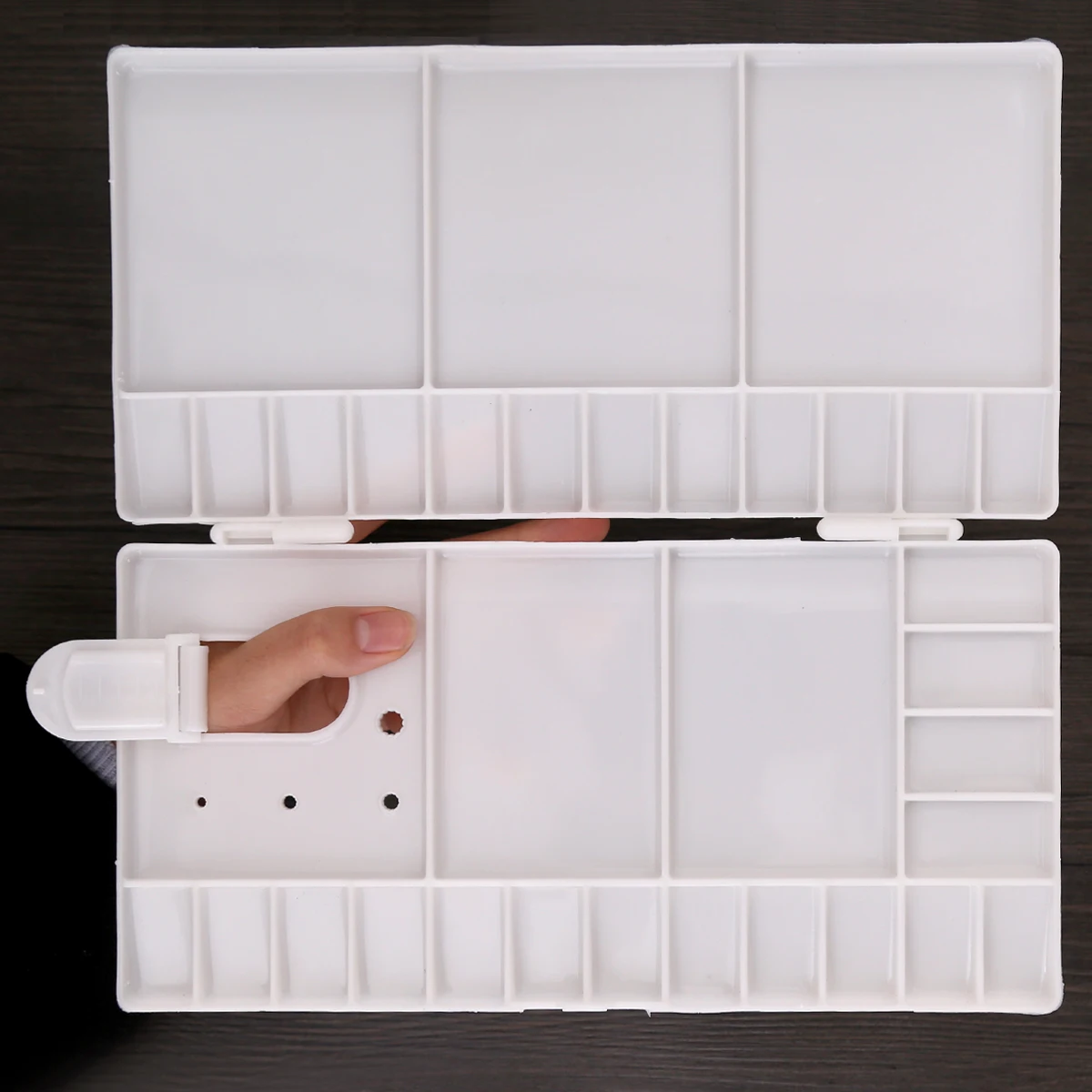 Transon Large Paint Palette Box 33 Wells for Watercolor,Gouache, Acrylic and Oil Paint with 1 Paint Brush