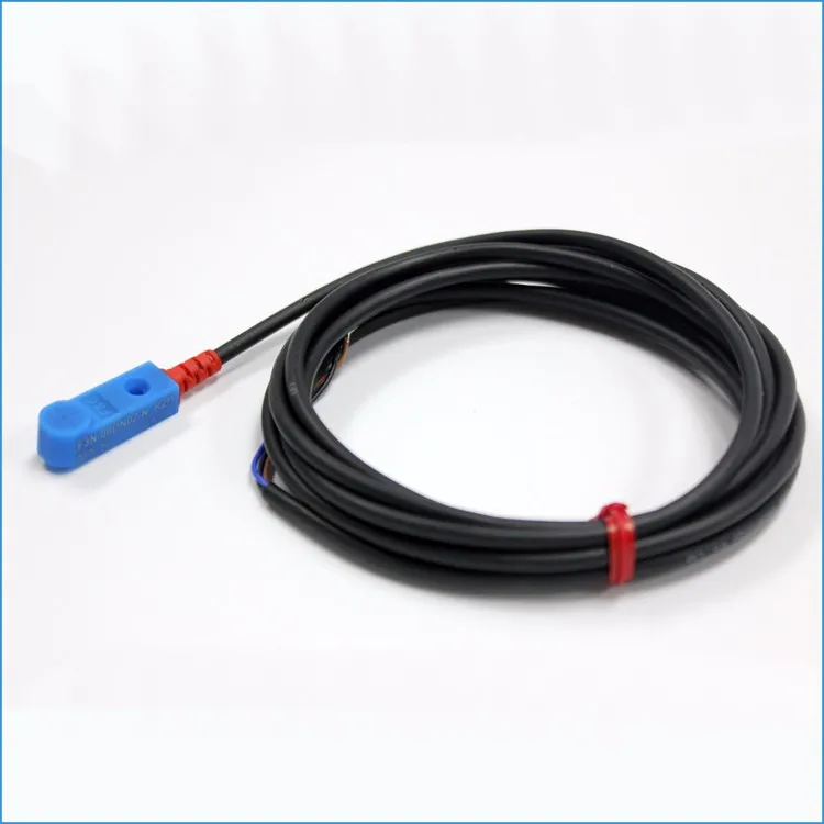 Metal Detection Inductive Proximity Sensor DC 12-24V Square Proximity Switch 3wire 2mm Range