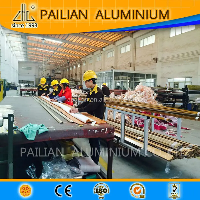 компетенция завод 6063 T5 алюминиевый экструдированный profileswood зерна трубы квадратного сечения профиль