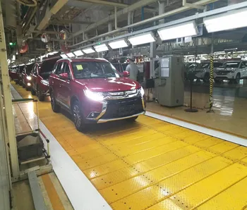 Automatic assembly line for car SUV
