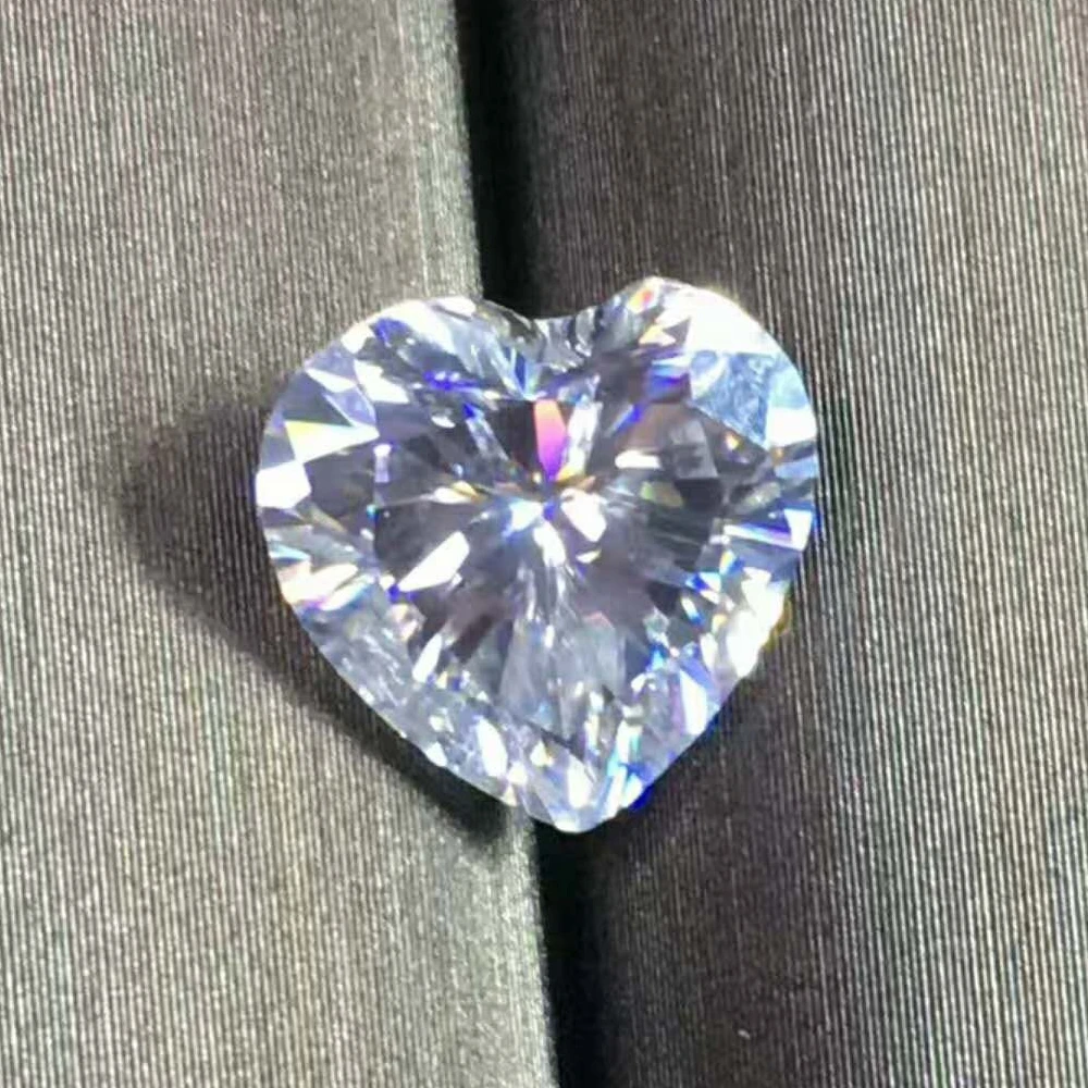 Synthetic heart shape loose moissanite diamond gemstone for watch decoration