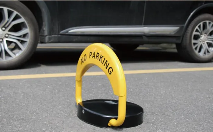 Portable Solar Remote Control Parking Space Protector Car Parking Lock