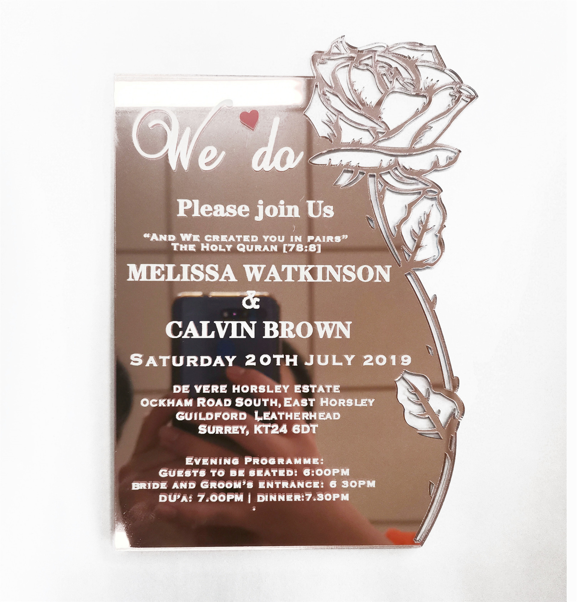 Новинка 2019, оптовая продажа акриловых пригласительных открыток на свадьбу с лазерной резкой розы, роскошные Пригласительные открытки на свадьбу