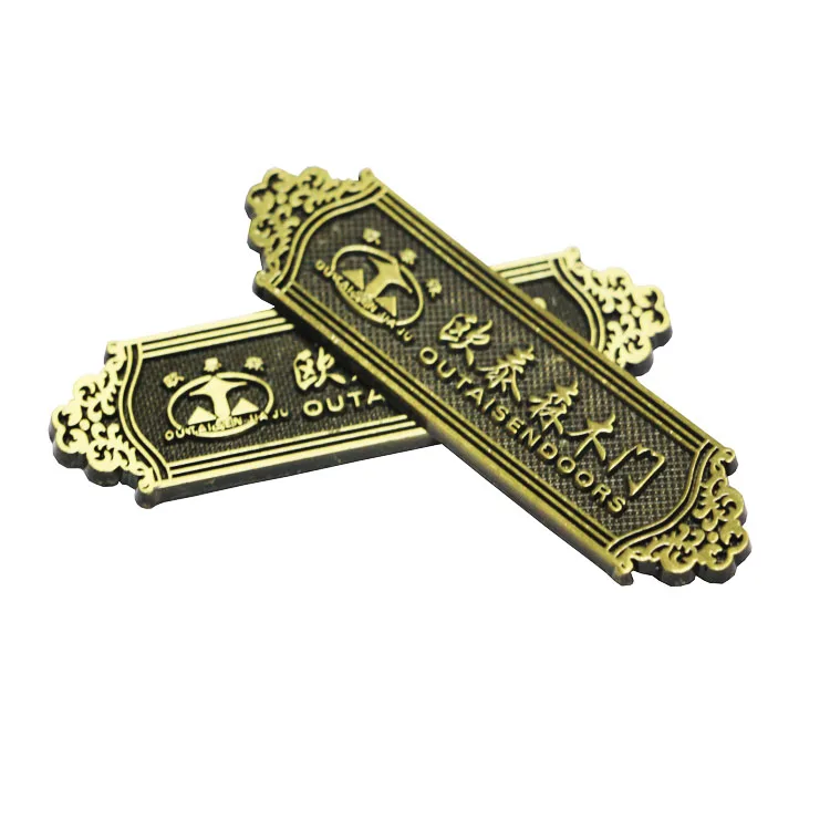 Making Machine Custom Name Plate for Pilot Uniform Brass Nameplate