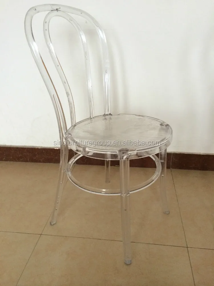 
 Новая модель стула из прозрачной смолы thonet  