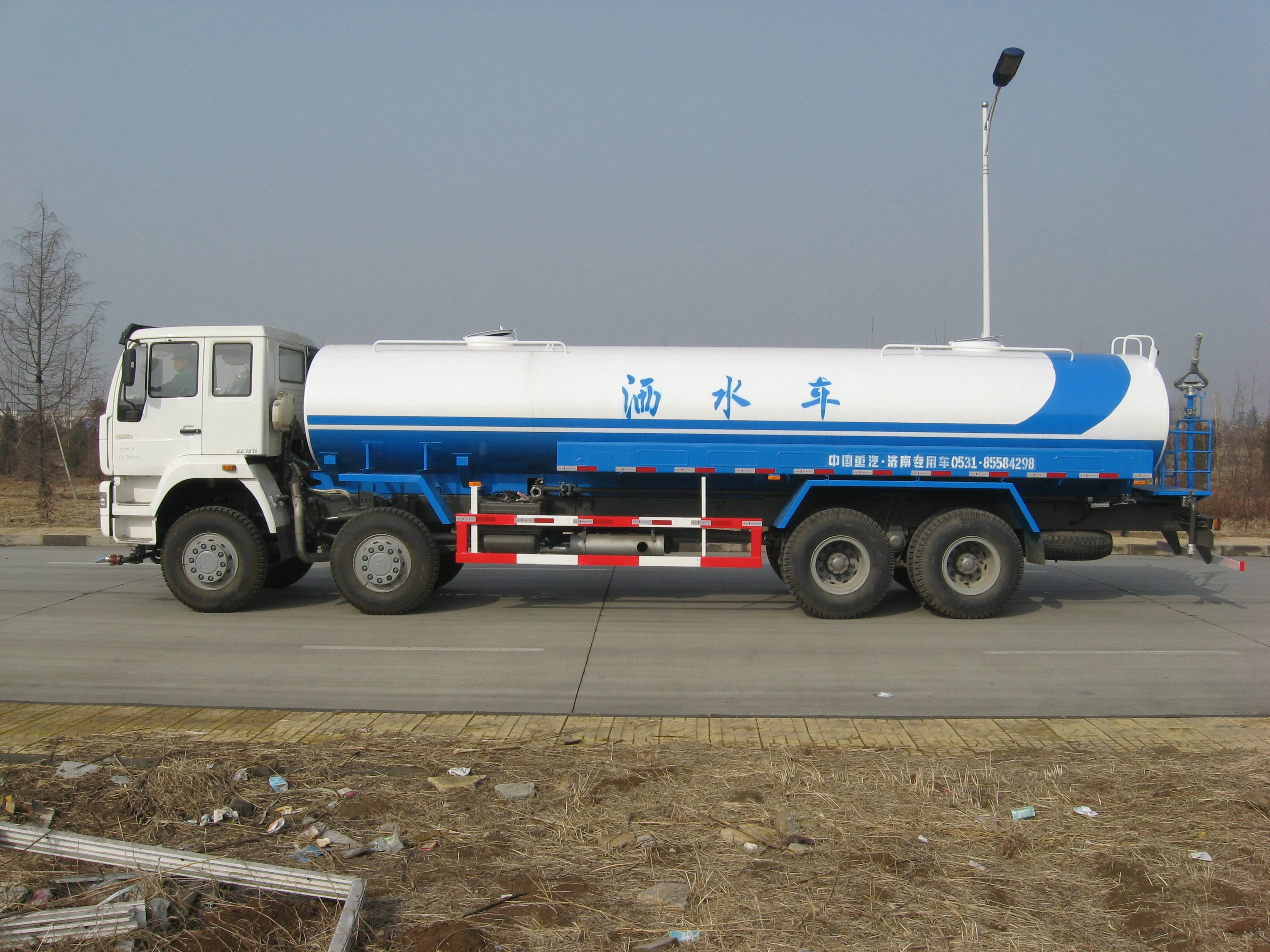 SINOTRUK HOWO 8x4 40000 литровый резервуар для воды на продажу
