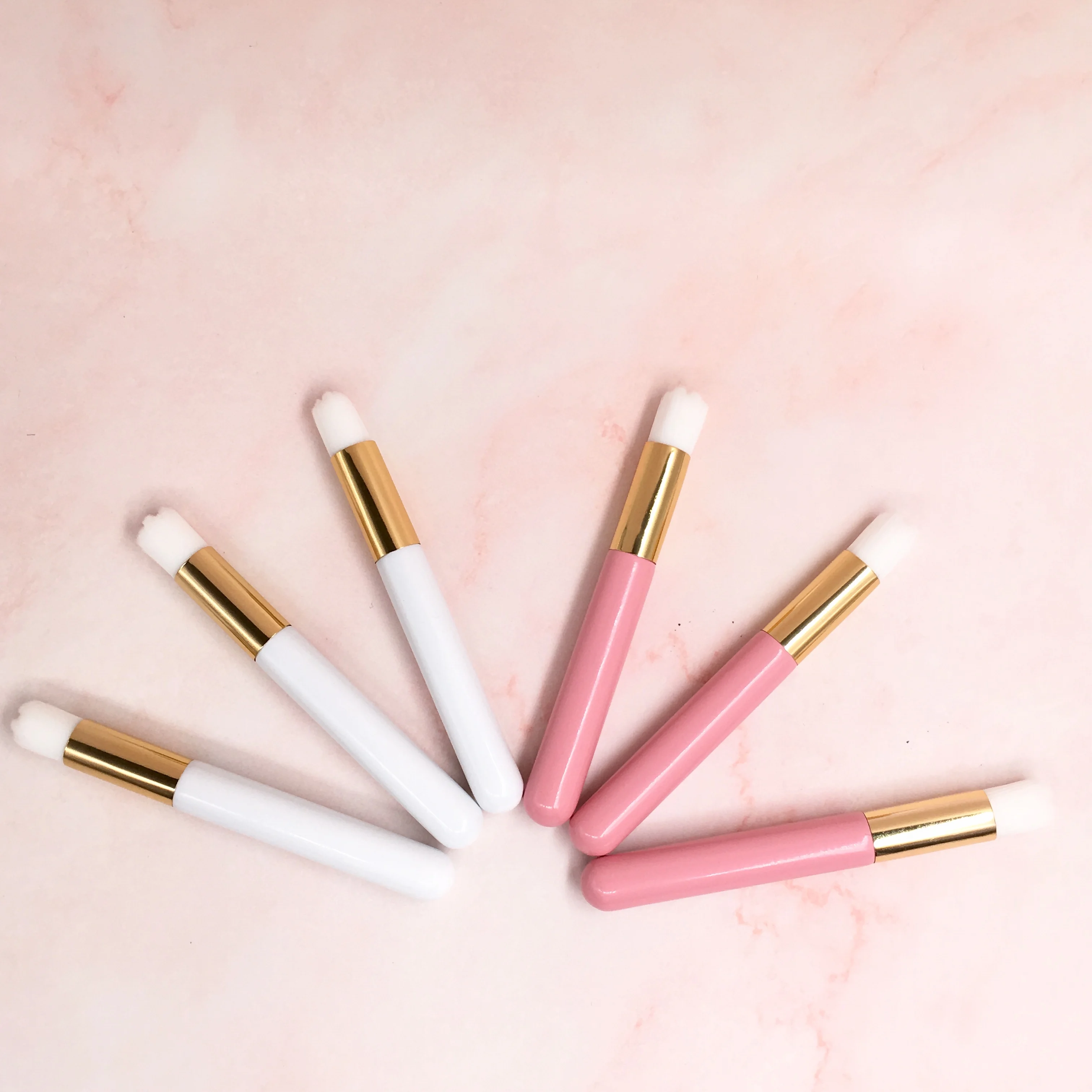 
 Чистящие щетки  