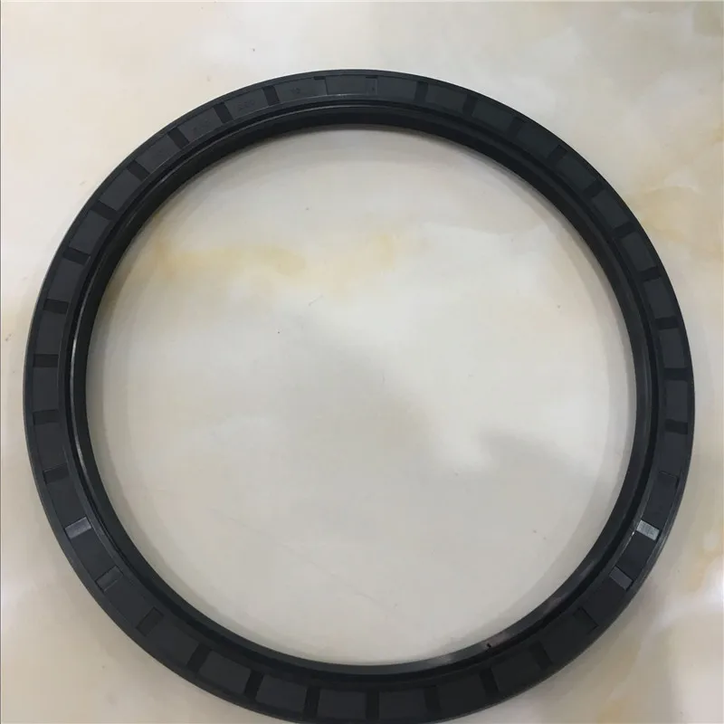 Paraolio Radiali A Doppio Labbro 32X47X7 TC NBR - Foto 3