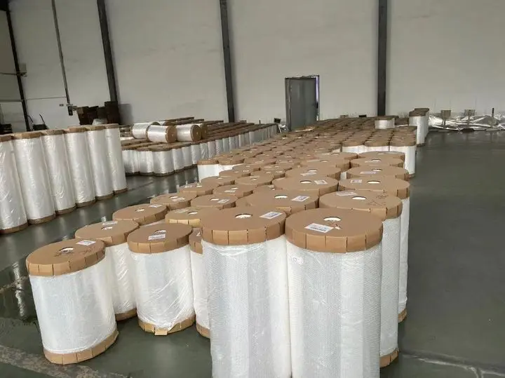 Custom 20/30 Micron Lamination Film BOPP Plain Film Jumbo Roll