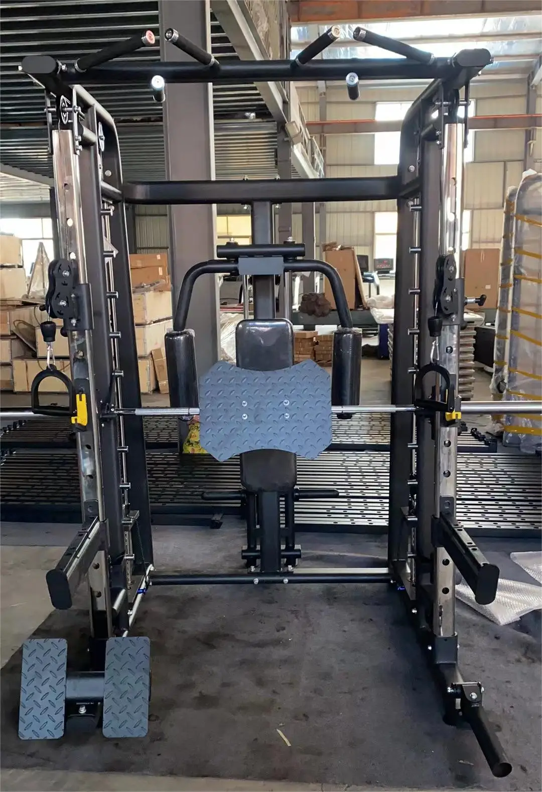 Source Factory Strength Training Multifunctional All in One Machine Home Gym Equipment Smith Machine for Sale