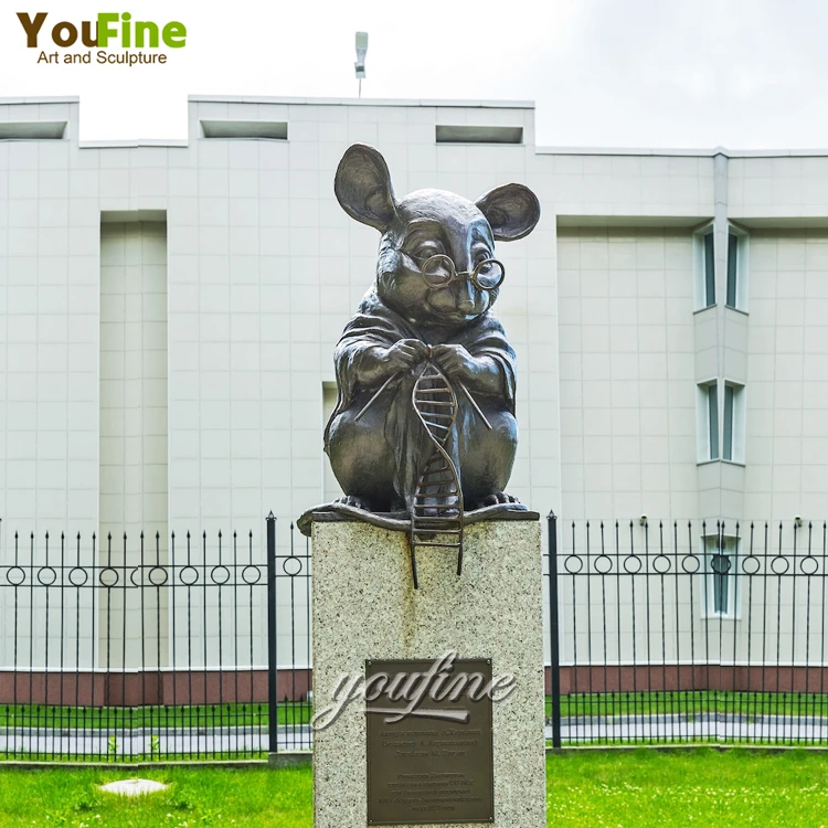 High Quality Casting Modern Abstract Bronze Mouse Knitting Dna Sculpture Metal Statue for Outdoor