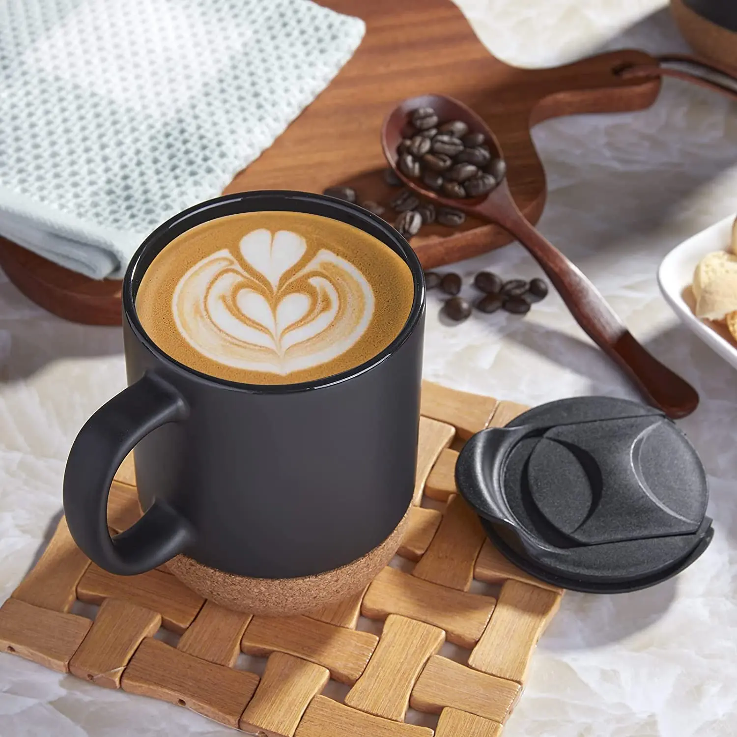 Ceramic Matte Black Mug Set With Cork Bottom And Spillresistant Lid