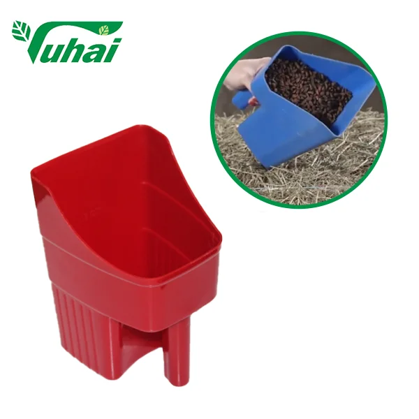 Hot Sale Large Capacity Plastic Feeding Scoop for Horse Feeder/cattle Feeder