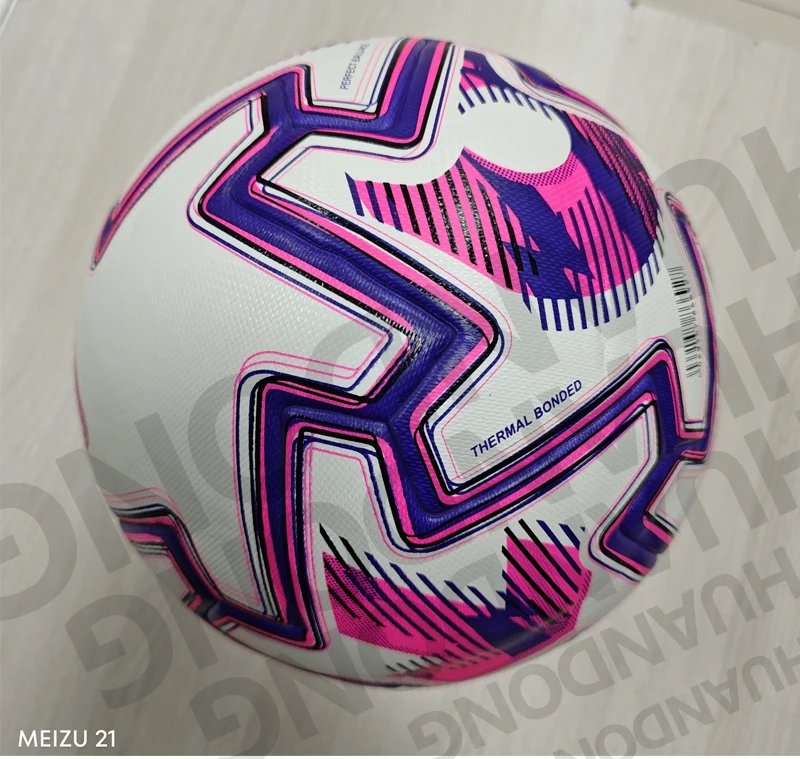 High-quality Football In Pu Material For Durable Outdoor Play_voghion.com