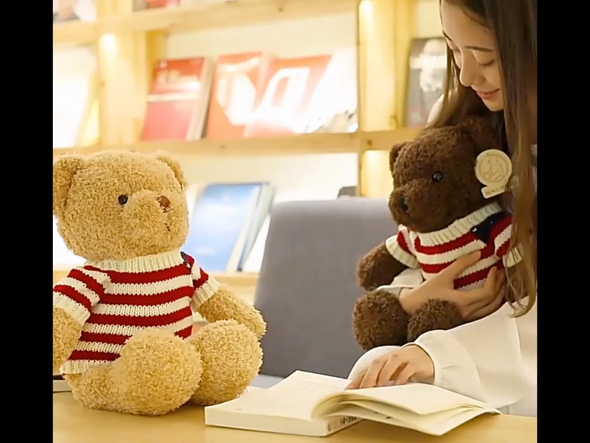 Greenmart Wholesale Sweater Teddy Bear Figure Hugging Bear Grab Machine