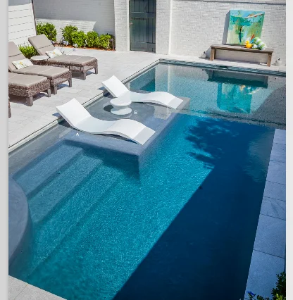 Chaise longue de piscine nordique, lit balançoire extérieur, chaise à  bascule extérieure, lit double de cour de villa WUNICEF
