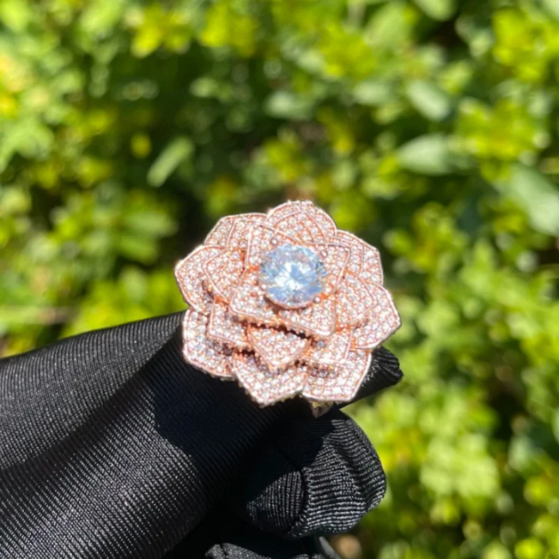 Rose Flower Ring With Cubic Moissanite And Gold Plating For Women_voghion.com