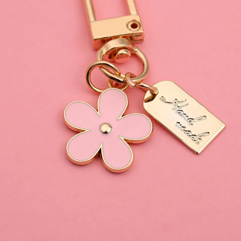 Custom Key Chains Women's Flower Bag Charms Enameled Metal Keychain ...