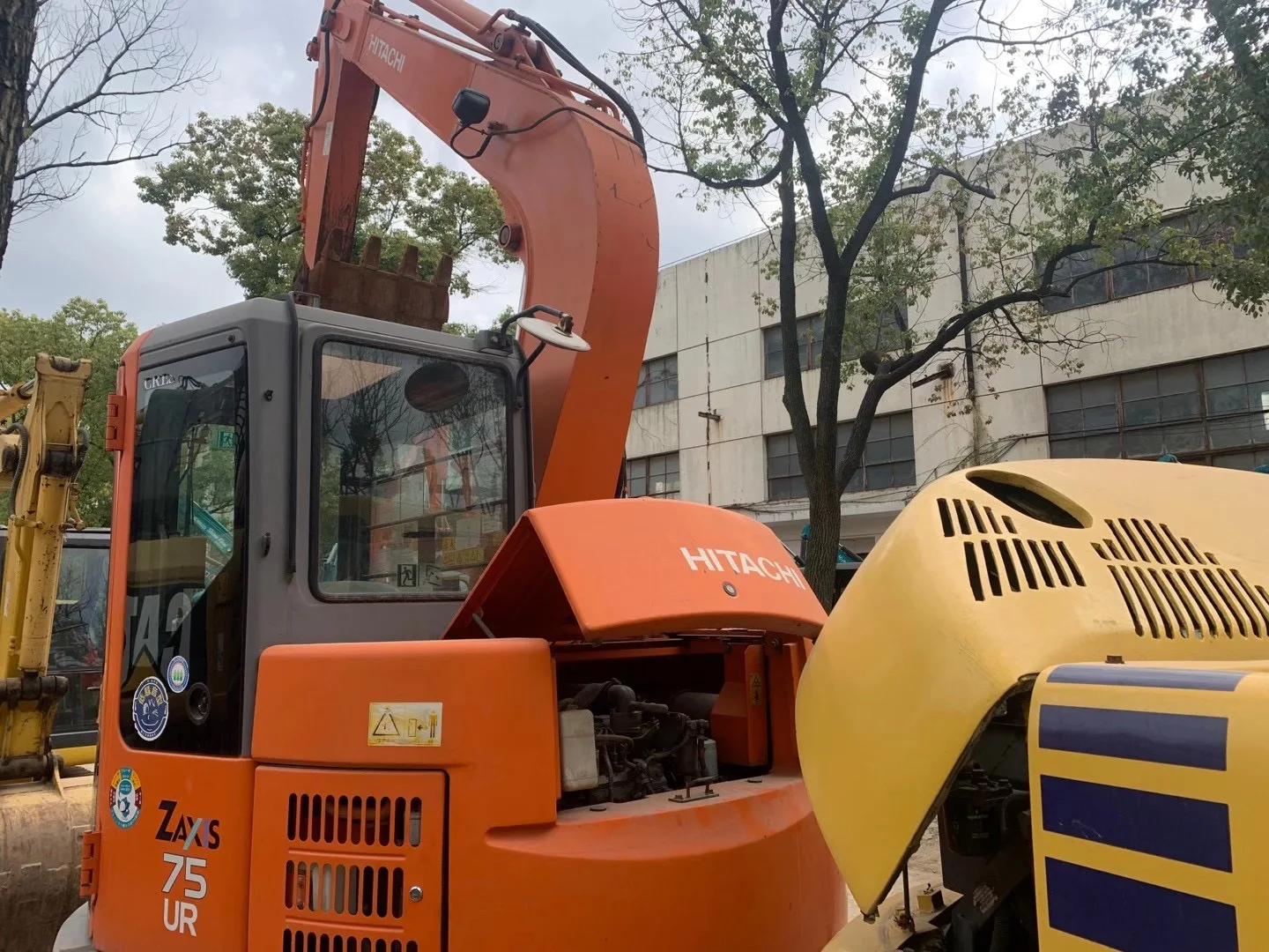 ちー Hitachi ZX75 Excavator – P.0.R. | VI Equipment Ltd.