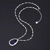 Collier en verre bleu