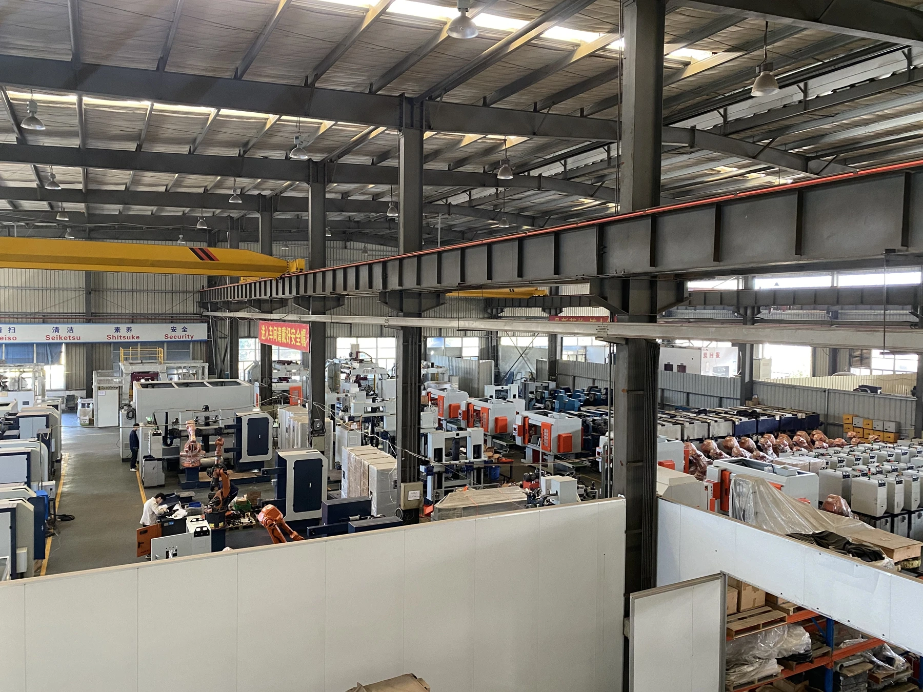 سیستم های صیقل خودکار CNC با فشار پایین برای تولید صنعتی صیقل لوازم بهداشتی لوله کشی آب سنج یا بدن شیر 9