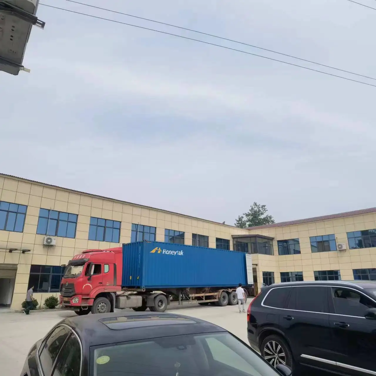 In Stock Disposable Nonwoven Sauna Bikini Set (Bra Panties Thongs) for Spa Conveniently Disposable Underwear factory