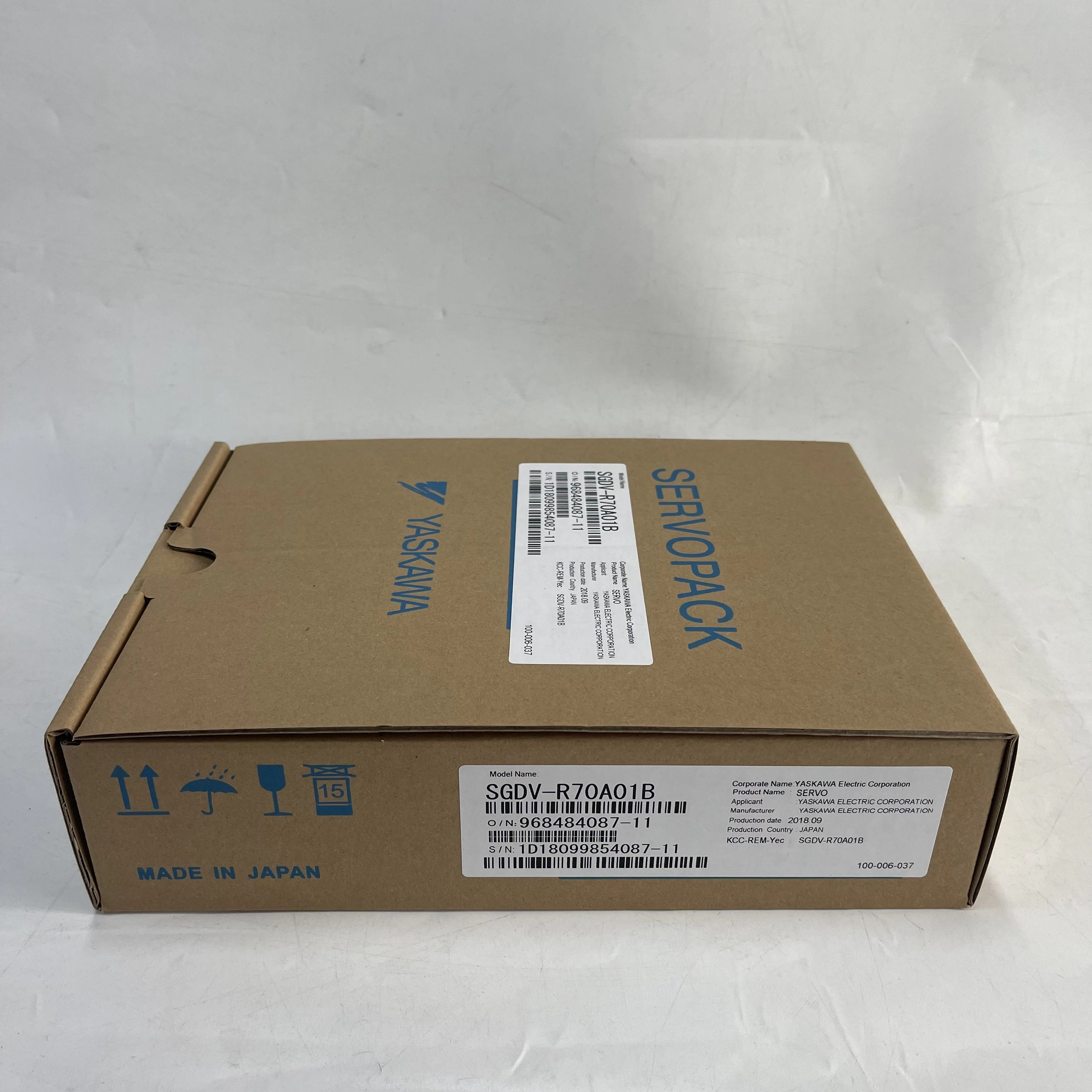 YASKAWA Servopack (Servo Driver) SGDV-R70A01B YASKAWA Servopack (Servo Driver) SGDV-R70A01B