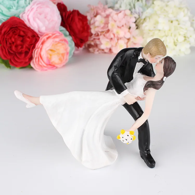 LA Dodgers Groom & Hello Kitty Bride Sports x Sanrio Inspired Wedding Cake  Topper, Wedding Cake Toppers