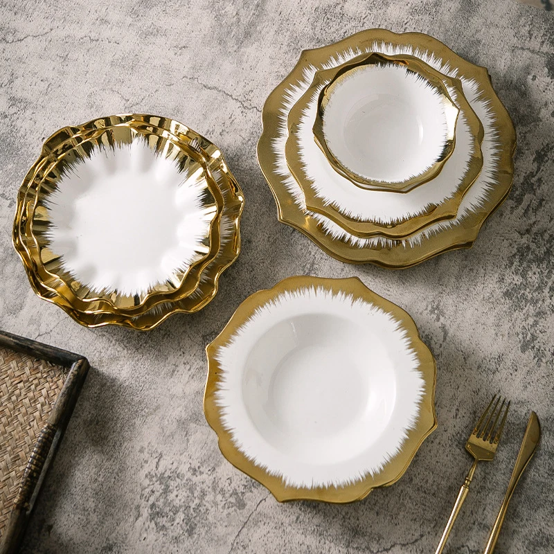 Gold Cheap Plate And Bowl Set Luxury Flower Shape Gold Rim