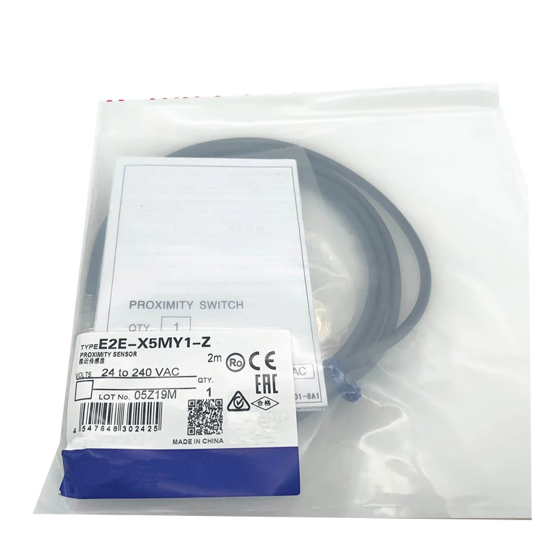 New Original Omron E2E series inductive proximity sensor. With 5mm sensing distance, AC output type, stable metal detection and strong environmental adaptability. Widely used in mechanical limit detection, position control, counting and conventional indus