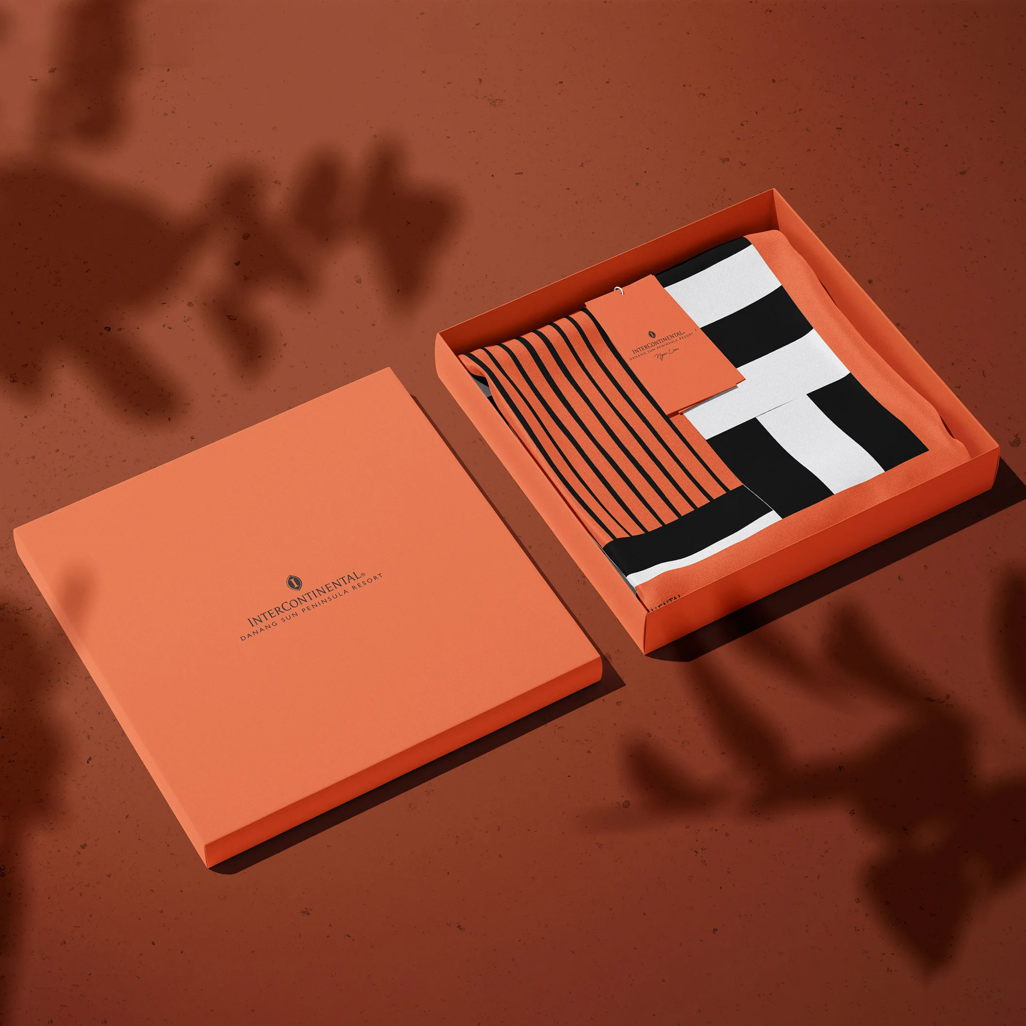 Custom Hermes Paper Packaging