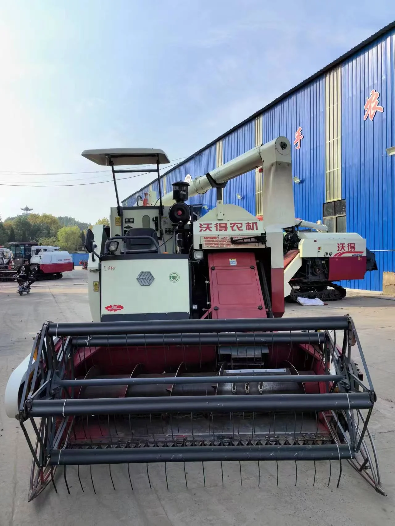 瑞隆プラスコンバインハーベスター価格 FMワールド 4LZ-6.0P 102馬力