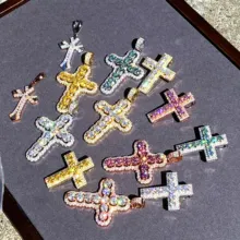 Ready To Ship Christmas Gift Colorful Moissanite Pendant 925 Silver Gold Plated Iced Out Pendant Moissanite Cross Pendant