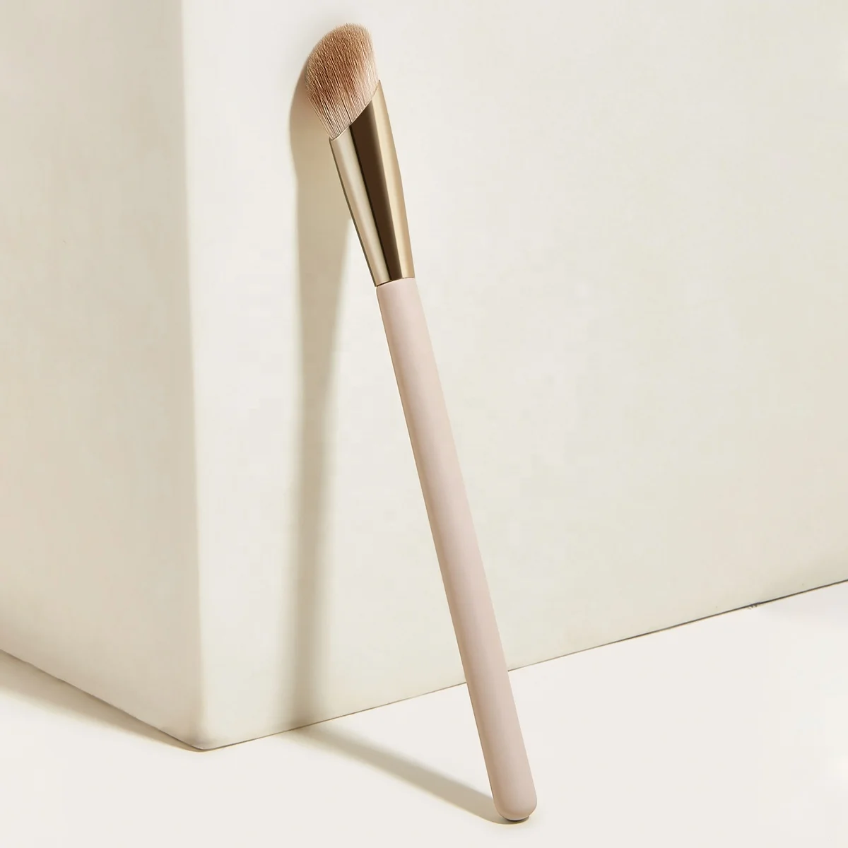 nose contour brush slanted oval top