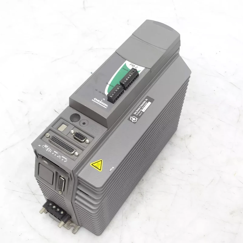 New Original Emerson CONTROL TECHNIQUES EN-214 SERVO DRIVE EN-214-00-000