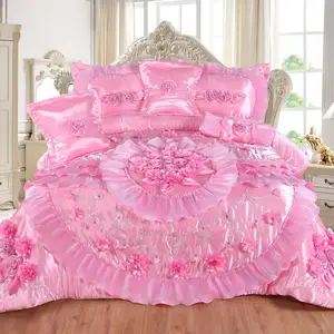 Hotel Luxury Wedding Duvet Cover Set, 6 Piece Wrinkle-Free Satin Bedding with Lace Fringe for 5-Star Bridal Suite