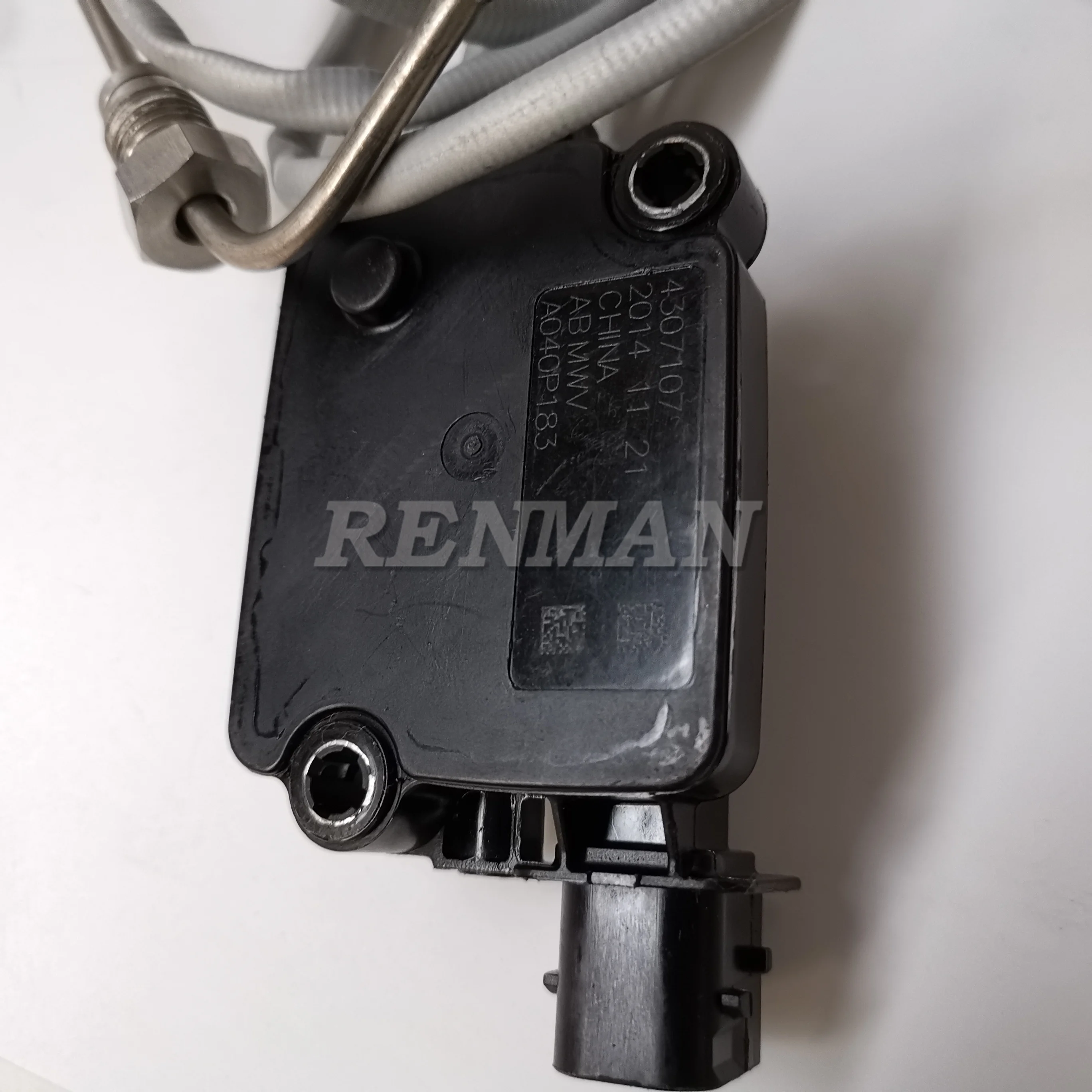Cummins Diesel Engine Temperature Sensor 4307107 C3615670-K90M0 