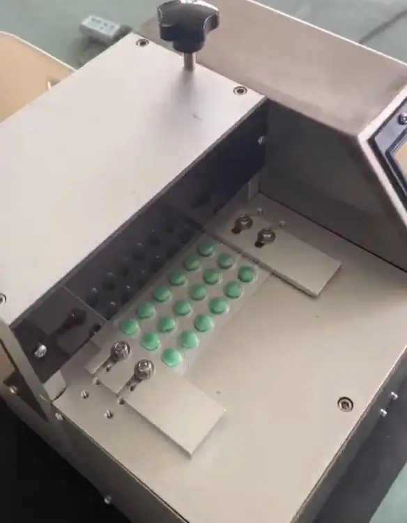 Small Desktop Deblister Machine Automatic Capsule Tablet Deblistering Machine for Blister