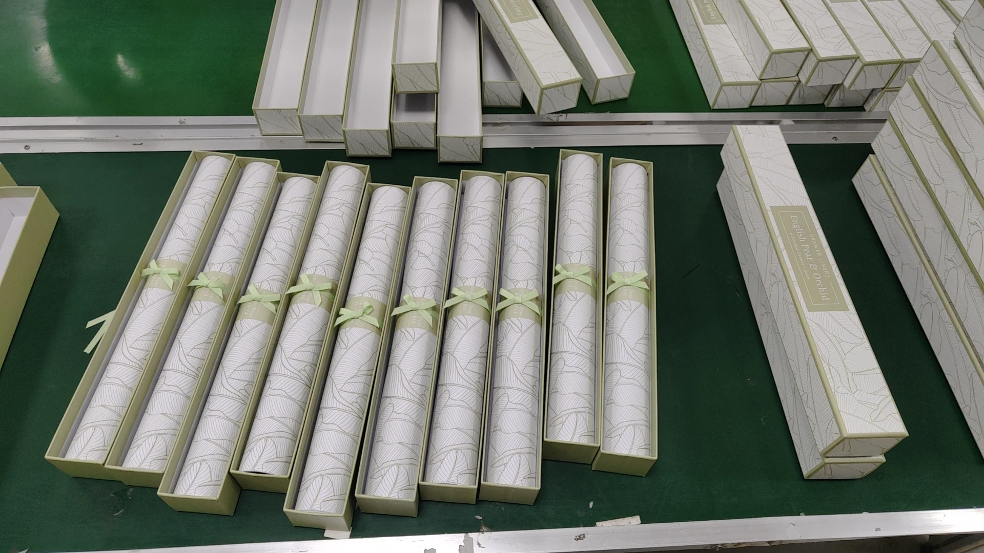 product luxury fragrance gift home wardrobe cabinet deodorant aroma paper liners long keeping time scented drawer liners-12