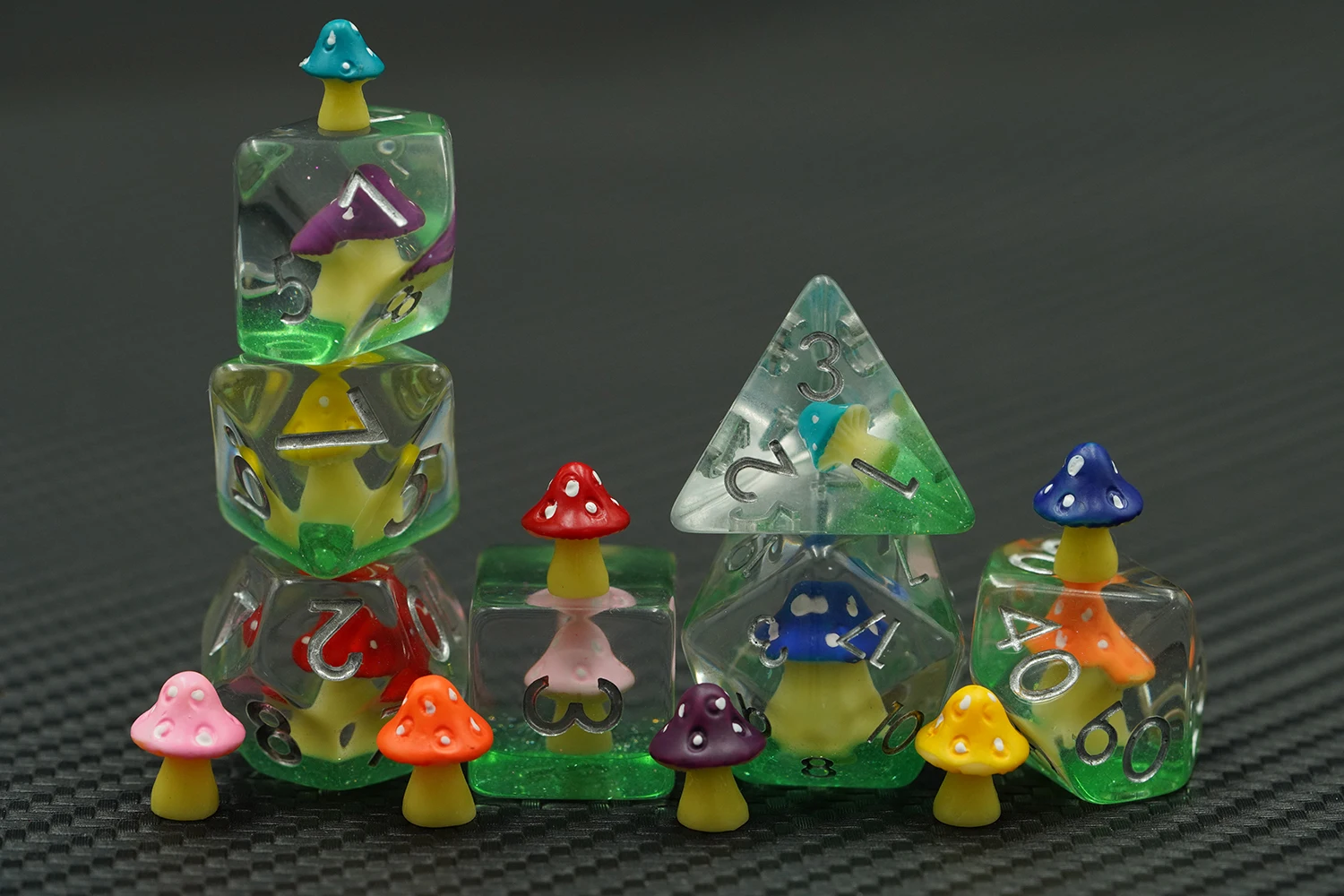 Rainbow Color DND Dice Set Polyhedral D20 Custom Logo Mushroom Resin for Board Games and RPG Customizable manufacture