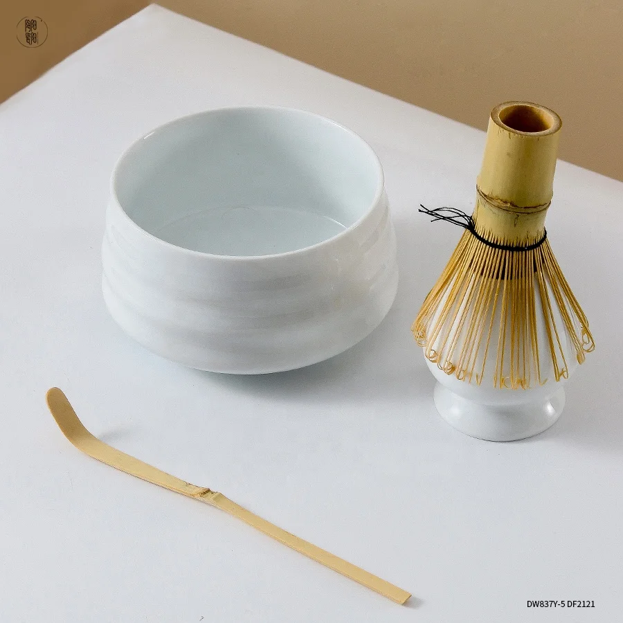 New Japanese Gift Box Matcha Set Whisk and Bowls Custom logo Matte Black White Ceramic Matcha Bowl with Spout