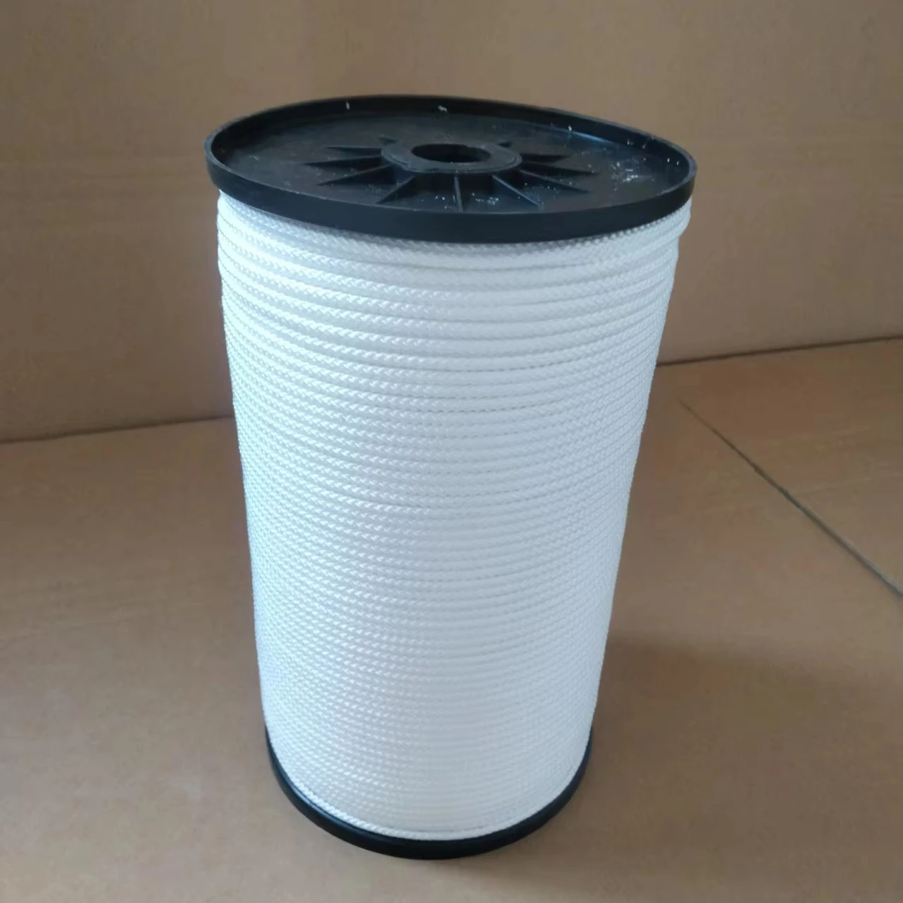 Factory Direct Sales Nylon Material 2mm 3mm 4mm Fishing Line 8 Strand Braid Fishing Rope Used for for Construction
