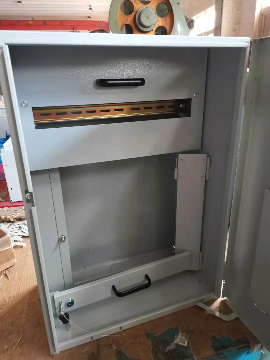 Temperature and Humidity Controlled Electric Cabinet with PLC Electronic Heating Control Box