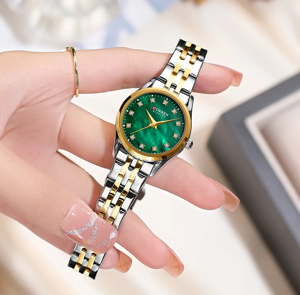 Curren 9111 Luxury Casual Fashion Simple Diamonds Design Ladies Luminous Watch Stainless Steel Band Waterproof Watches for Women
