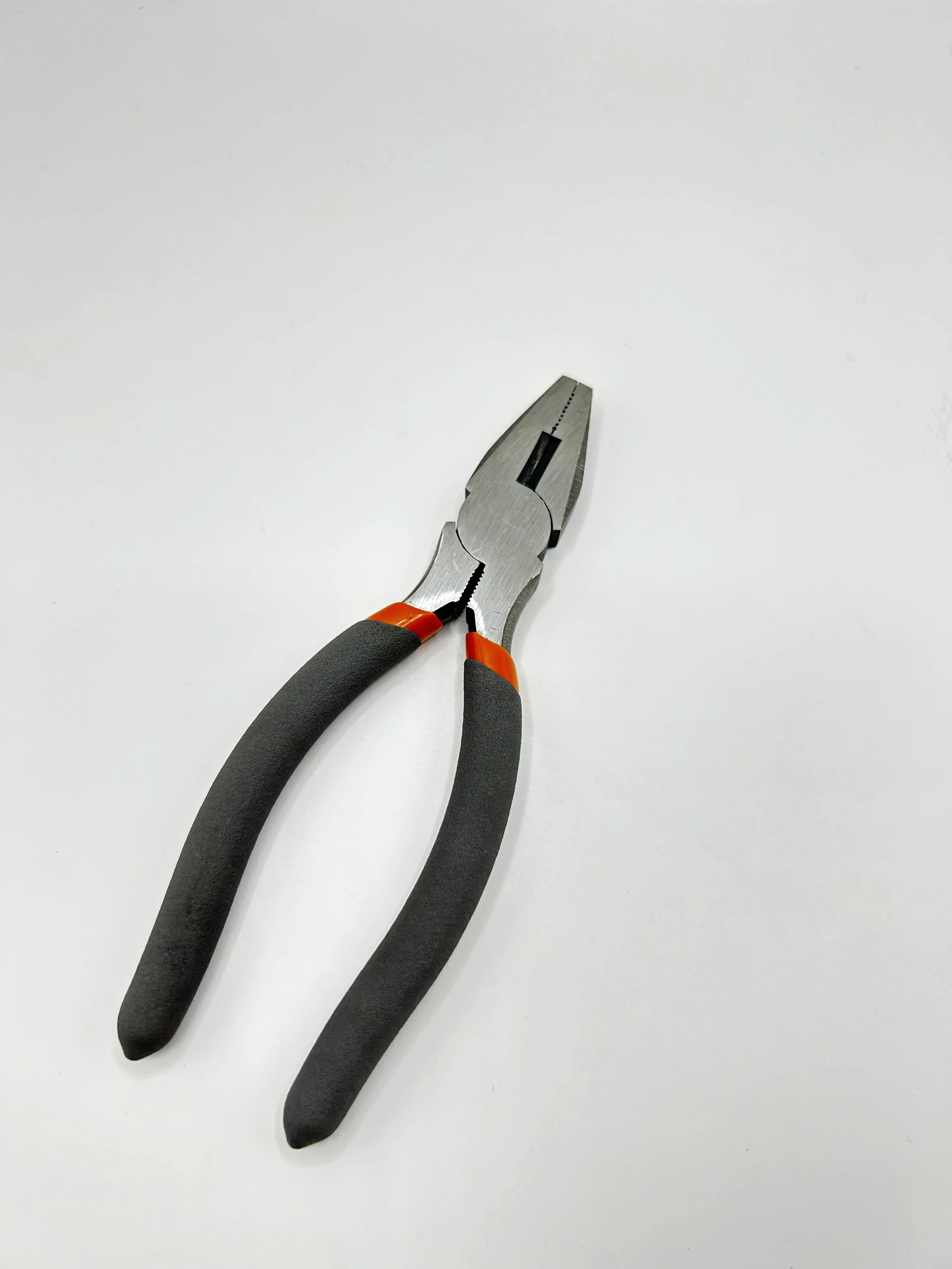 Type Combination Pliers DIY Grade Steel Dipped Handle Alicate Pense Wire Cutter Side Cutting Linesman Pliers