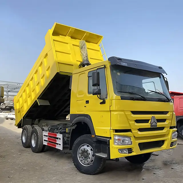 High Quality New Used HOWO 8X4 12 Wheel 40Ton Fence Cargo Truck for Sale