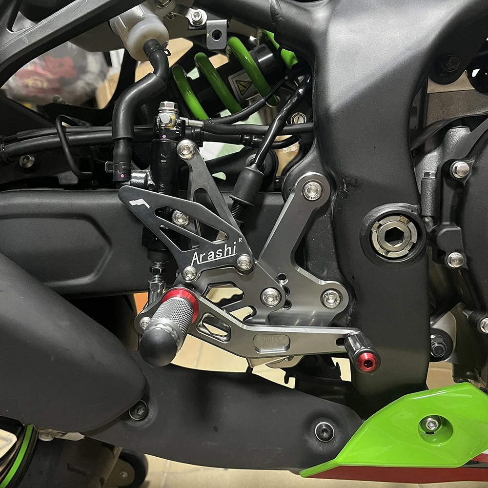 Rider Rearset Footrests for Kawasaki ZX4R/ZX4RR - Durable Aluminum