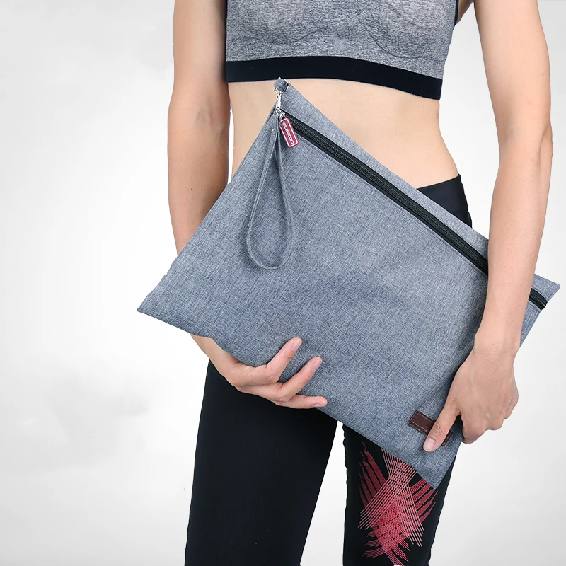Large Gym Pilates Blanket Towel Yoga Clothes Zipper Pouch Foldable Polyester Wet Storage Bag Wristlet Portable Fitness