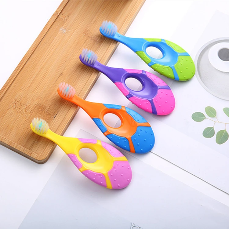 Оптовая продажа, в наличии, Ортодонтическая детская Силиконовая зубная щетка для гигиены полости рта с сертификатом ce