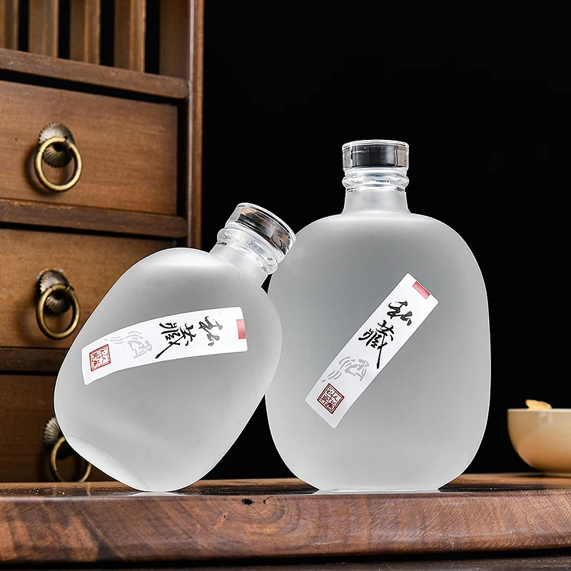 Alibaba.com: Clear 100ml 250ml 500ml glass spirit liquor bottles with ...